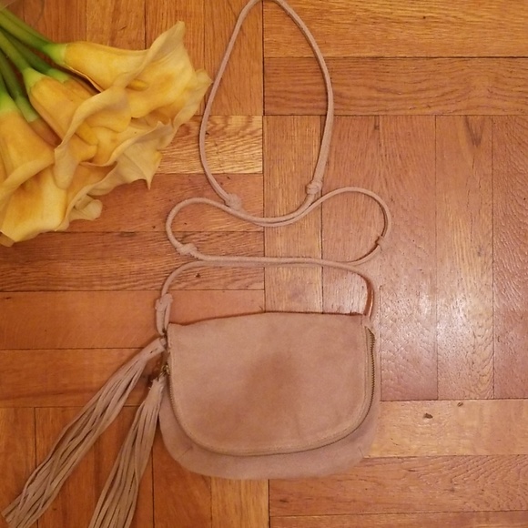 Kimchi Blue Handbags - KIMCHI BLUE CROSSBODY 💎